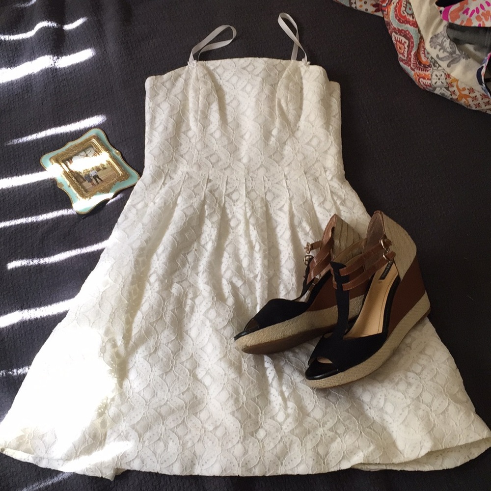 White lace Lilly Pulitzer dress